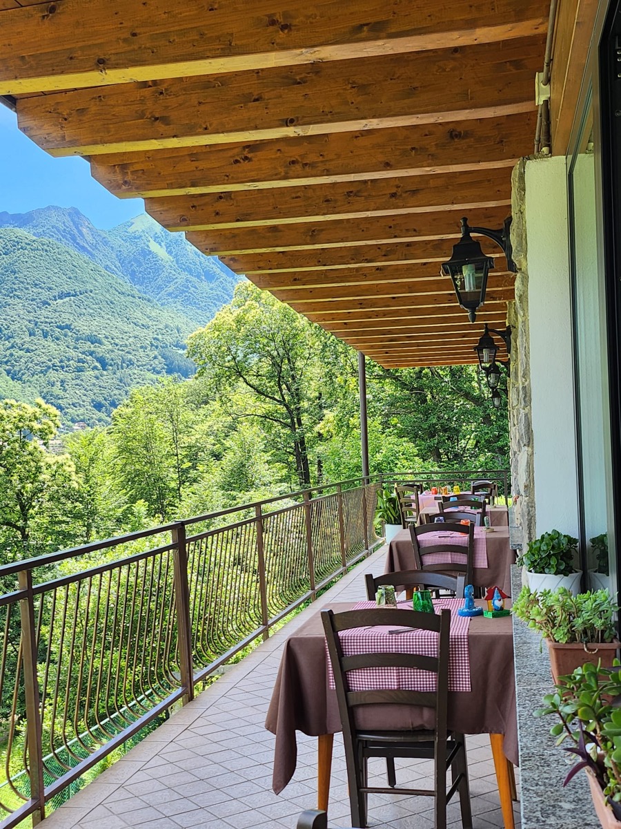 terrazza panoramica crotto alpino
